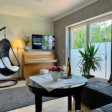 Ferienwohnung Cleo - 5 Minuten Vom Schloss Dankern Entfernt Haren Exterior photo
