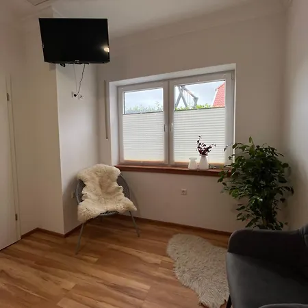 Ferienwohnung Cleo - 5 Minuten Vom Schloss Dankern Entfernt Haren Exterior photo